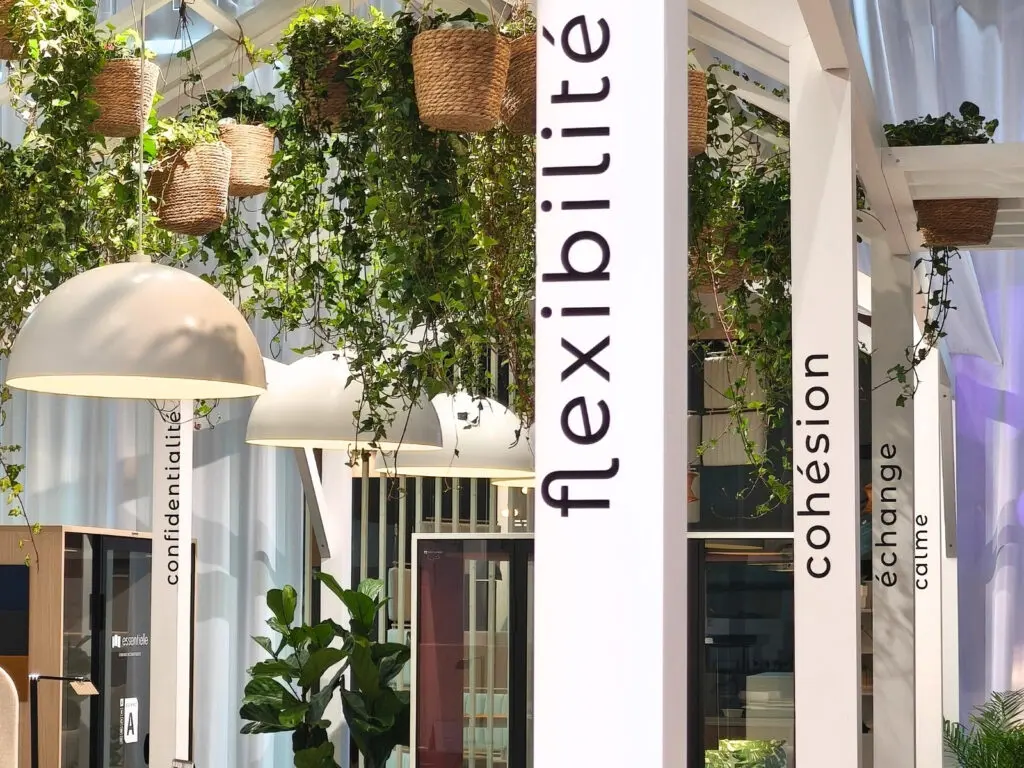 Stand buronomic au salon Workspace Paris 2026 – mobilier de bureau professionnel et aménagement des espaces de vie au travail